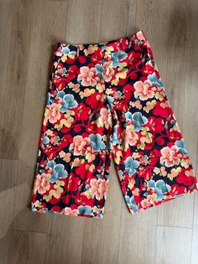 LOFT Red Floral Culotte Shorts